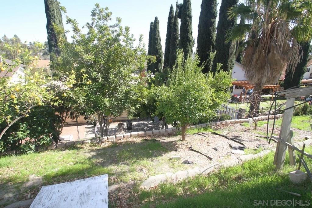 15170 Andorra Way - photo 18