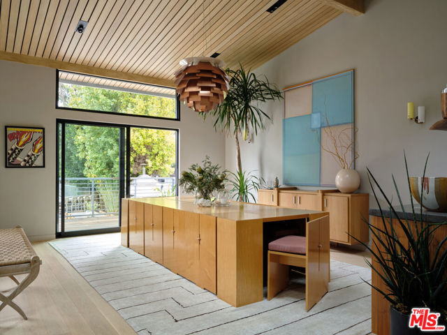 6738 Wildlife Road photo 9