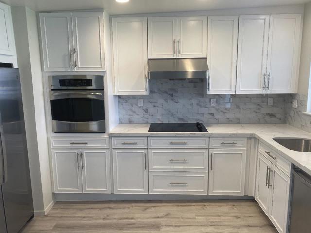 3335 Los Prados Street, San Mateo CA: https://media.crmls.org/mediaz/a7f2a1cb-74b8-4476-88ec-43b60a3a8570.jpg
