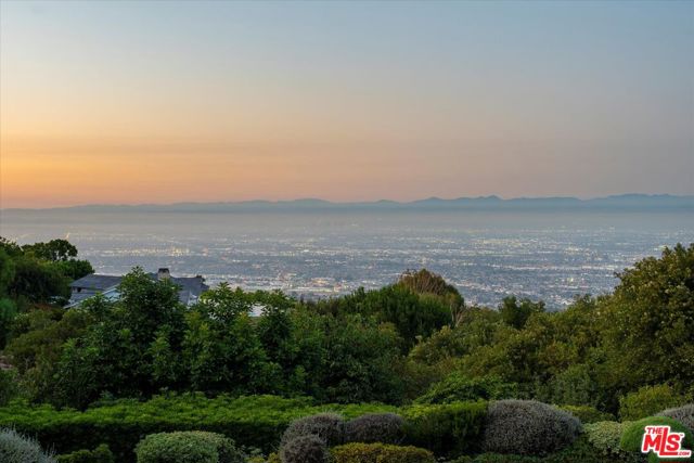 19 Caballeros Road, Rolling Hills, California 90274, 5 Bedrooms Bedrooms, ,3 BathroomsBathrooms,Residential,Sold,Caballeros,25581187