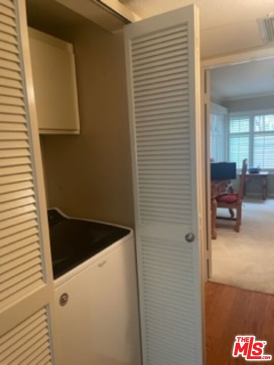 4845 Maytime Lane, Culver City CA: https://media.crmls.org/mediaz/a7f39986-6373-45d3-b13f-a4cf86e24170.jpg