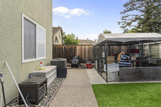 1650 Mimosa Street, Hollister CA: https://media.crmls.org/mediaz/a7f3fbb1-405b-4478-9abd-bcc54037f2bd.jpg