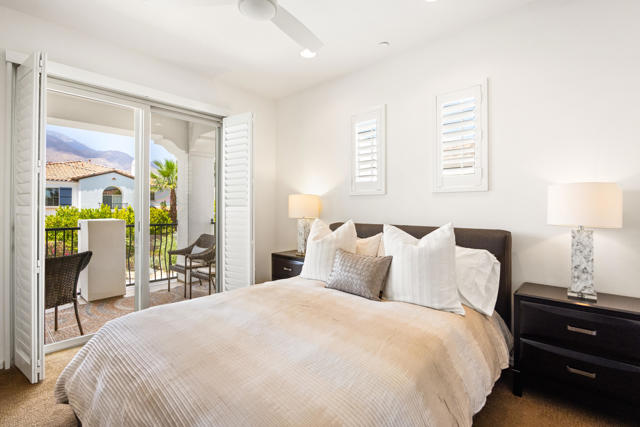 374 Terra Vita, Palm Springs CA: https://media.crmls.org/mediaz/a7f57215-ebd3-4bc8-9223-e55e55ab2883.jpg