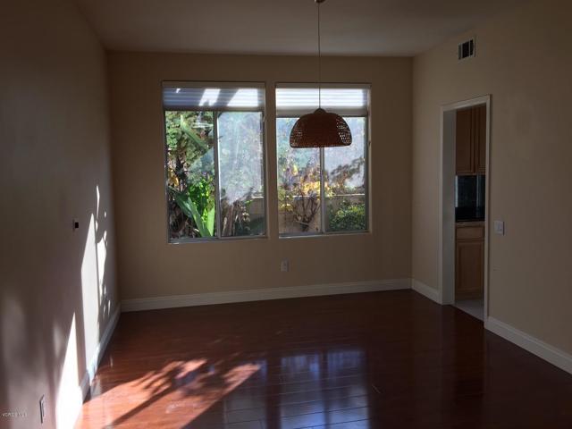 Detail Gallery Image 9 of 17 For 3808 Sunsetridge Rd, Moorpark,  CA 93021 - 4 Beds | 3 Baths