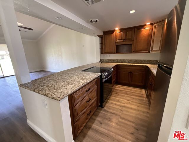 40588 Pebble Beach Circle, Palm Desert CA: https://media.crmls.org/mediaz/a7f7894b-3887-4dd6-af06-3f36b82c66a9.jpg