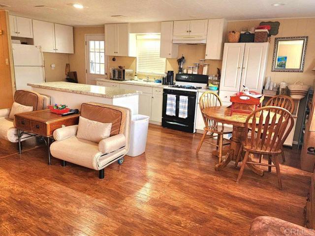 Detail Gallery Image 24 of 28 For 3909 Reche Rd #52,  Fallbrook,  CA 92028 - 2 Beds | 1/1 Baths