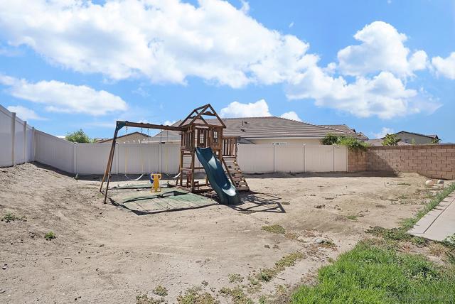 1428 Wild Prairie Way, Hemet CA: https://media.crmls.org/mediaz/a7f994f4-377f-4858-bc93-caa8f62816a7.jpg