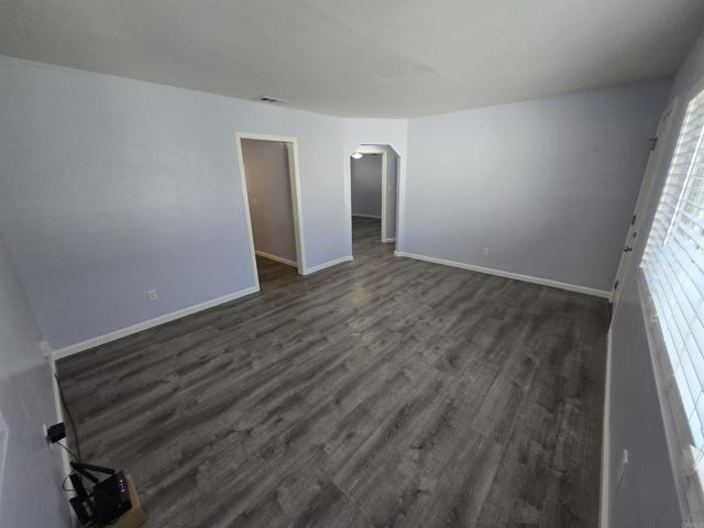 Detail Gallery Image 11 of 31 For 229 S 36th St, San Diego,  CA 92113 - 2 Beds | 1 Baths