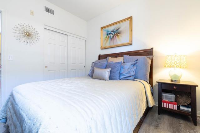 Detail Gallery Image 9 of 34 For 2772 Piantino Cir, San Diego,  CA 92108 - 2 Beds | 2 Baths