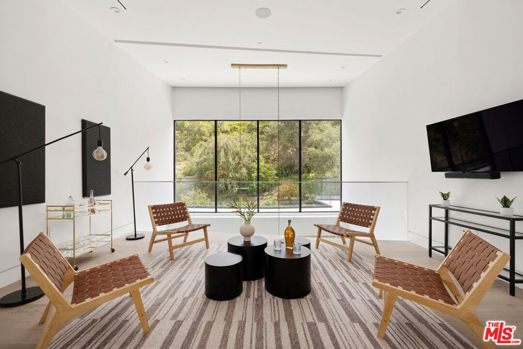 MLS #26726013 image #25