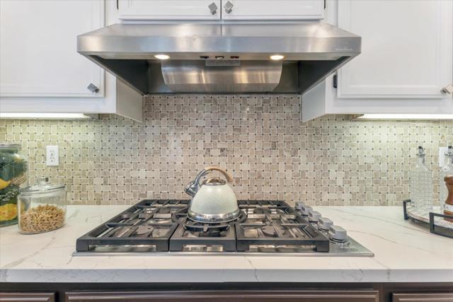 5213 Silvercrest Ridge Court, San Jose CA: https://media.crmls.org/mediaz/a7fbbb5f-8e45-483b-9e78-b32635a3109e.jpg