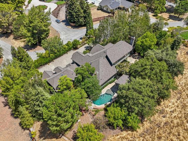 18615 Castle Lake Drive, Morgan Hill CA: https://media.crmls.org/mediaz/a7fc03fd-469c-46f1-a02d-6ec74e7b3e5f.jpg