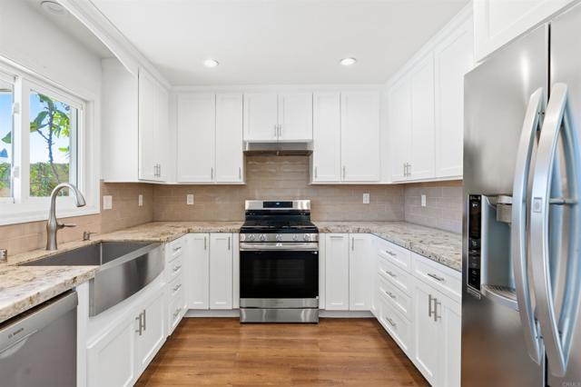 Detail Gallery Image 12 of 34 For 940 Stern Ln, Oxnard,  CA 93035 - 4 Beds | 2/1 Baths