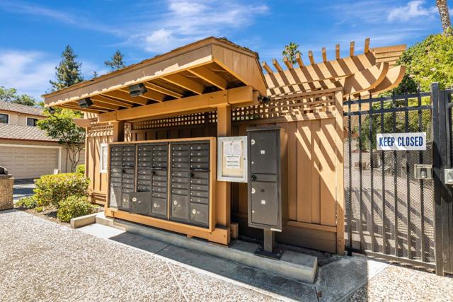 2171 Rancho McCormick Boulevard, Santa Clara CA: https://media.crmls.org/mediaz/a7fec309-da38-4935-9bee-bb7b65f2ddfd.jpg