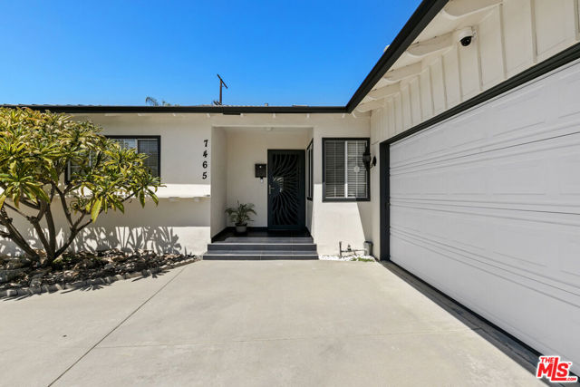 7465 Whitaker Avenue photo 4