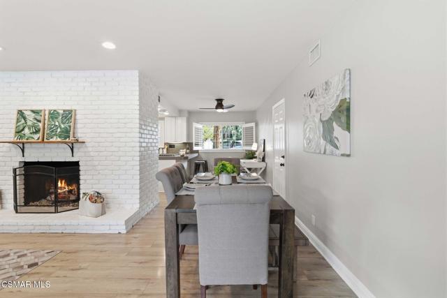 1881 Wellesley Drive, Thousand Oaks CA: https://media.crmls.org/mediaz/a7ff9949-cdb5-46e9-a97b-85b7a1bddcad.jpg