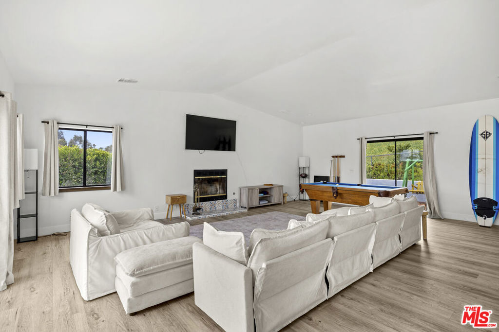 MLS #26849577 image #9