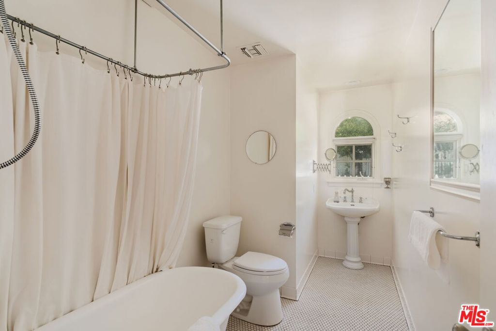 MLS #26855521 image #48