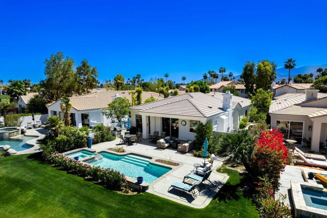 54580 Tanglewood, La Quinta CA: https://media.crmls.org/mediaz/a800e6d7-341c-4a46-aa2f-cc9f130f5637.jpg