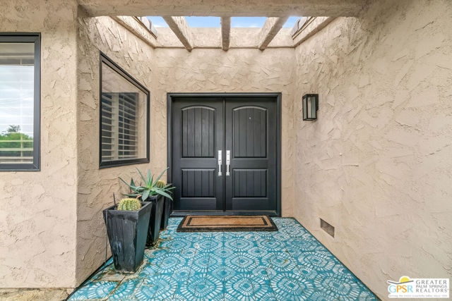 5365 E Cherry Hills Drive, Palm Springs CA: https://media.crmls.org/mediaz/a8014012-c6b9-4f65-8445-f9b2527d8380.jpg