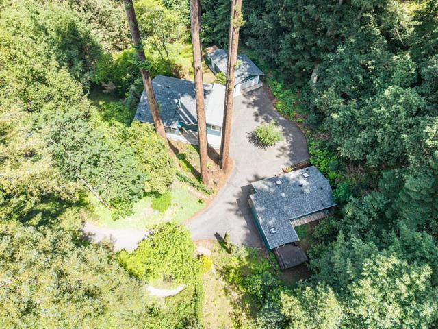 4865 Highway 9, Felton CA: https://media.crmls.org/mediaz/a8017a4b-1f05-4ea7-85a4-2ea44a00dc1e.jpg