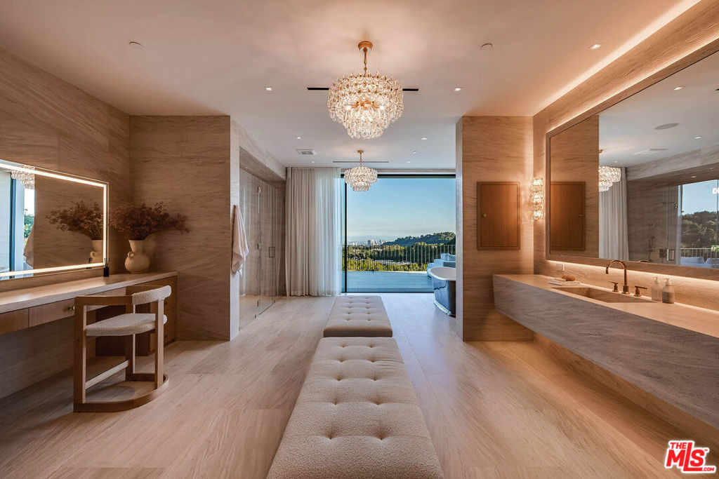 MLS #26849853 image #42