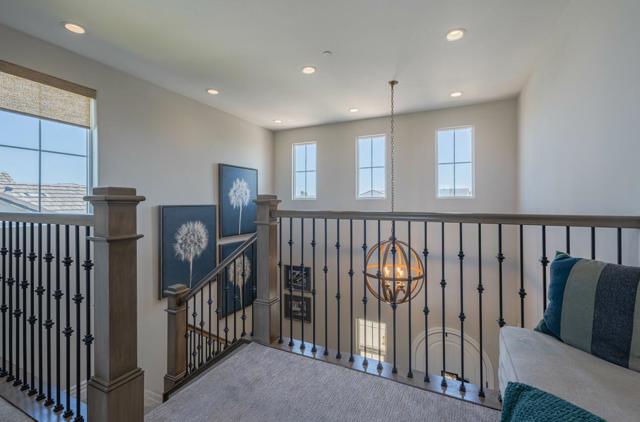 2967 Garnet Way, Marina CA: https://media.crmls.org/mediaz/a801e228-c6ef-4a01-8049-f7c6879cb3b3.jpg