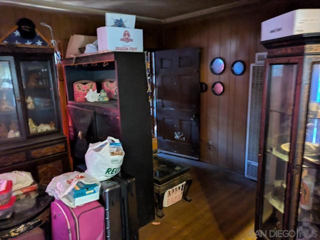 815 Reed Avenue, San Diego CA: https://media.crmls.org/mediaz/a8029ca3-5638-43e0-9b31-245f84b0ac1b.jpg