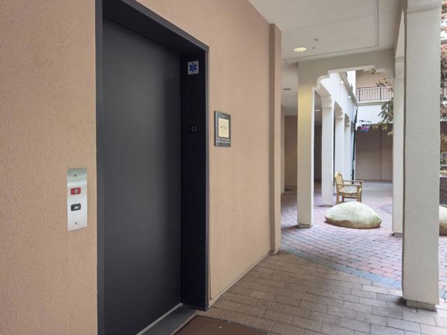 88 S Broadway, Millbrae CA: https://media.crmls.org/mediaz/a80394bd-fa9f-4184-96f5-e58fbaf386cf.jpg
