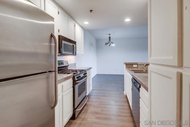 1875 Baudouin Pl, Chula Vista CA: https://media.crmls.org/mediaz/a804bc81-3c50-4e23-a1f2-3e86e9e1eb6c.jpg