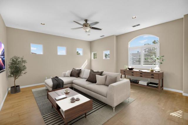 5817 Spring Flower Drive, Elk Grove CA: https://media.crmls.org/mediaz/a804de59-5a0b-450d-a05d-80707549eb0f.jpg