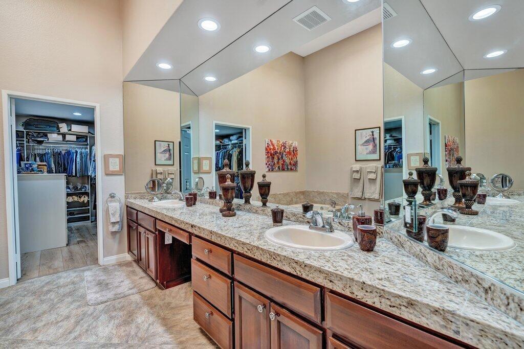 MLS #219132665DA image #21