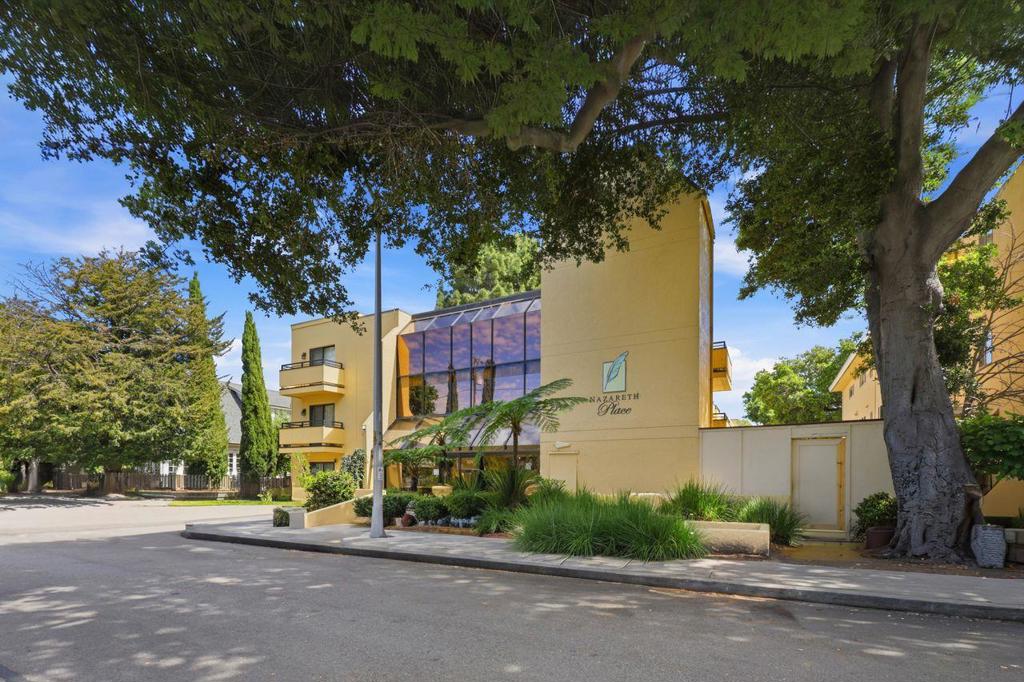 324 Catalpa Street #111