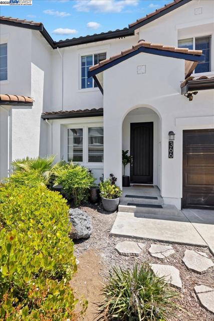 366 Karelian St, Danville CA: https://media.crmls.org/mediaz/a80831d1-7c9f-49d8-a194-b9bfebf460dd.jpg