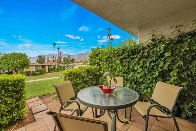 737 N Madrid Circle, Palm Springs, CA 92262