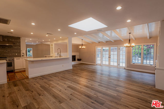 8510 Capistrano Avenue, West Hills CA: https://media.crmls.org/mediaz/a808ae4d-cd5b-4ace-a54e-9457a05faa1a.jpg