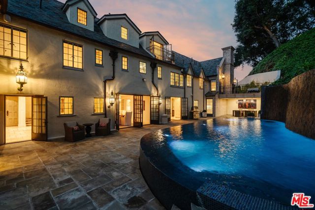10950 Bellagio Road, Los Angeles CA: https://media.crmls.org/mediaz/a80a0608-82a5-4095-a2de-ac6df571a665.jpg