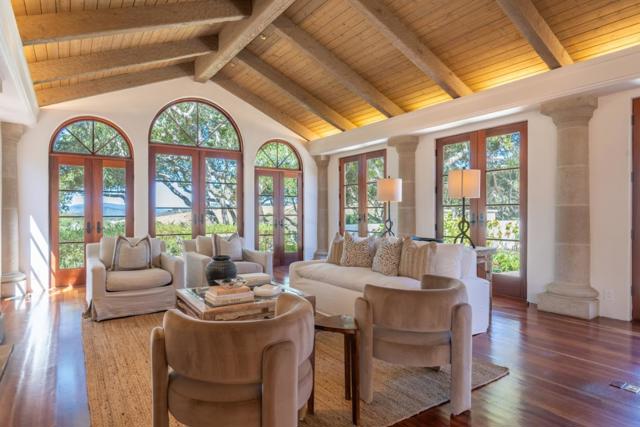 11725 Camino Escondido Road, Carmel Valley CA: https://media.crmls.org/mediaz/a80a5f32-5836-43b6-a7cf-fd16e47d046a.jpg