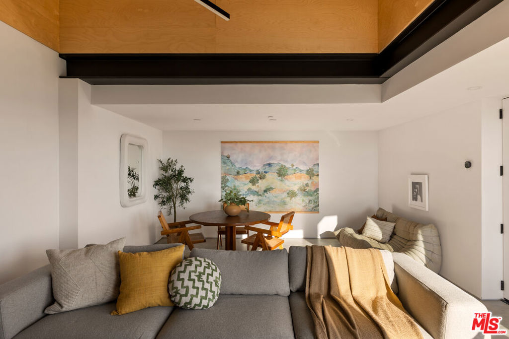 MLS #26859917 image #9