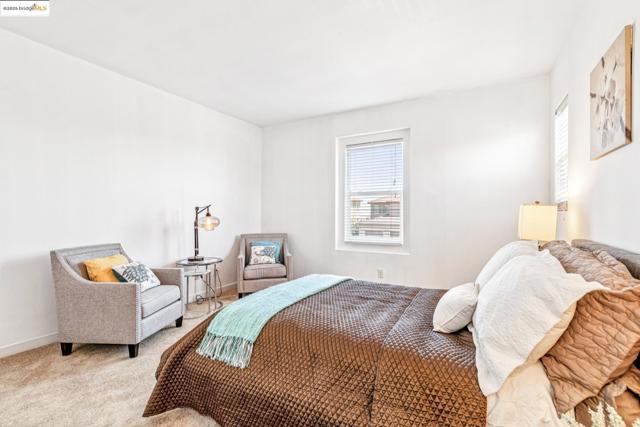 4576 Benton St, Antioch CA: https://media.crmls.org/mediaz/a80c79c7-29a1-4bda-98fd-ca879703f116.jpg