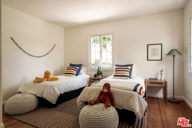 2064 Ames Street, Los Angeles CA: https://media.crmls.org/mediaz/a80c8821-4fc6-43a5-bbb3-09fad577e975.jpg