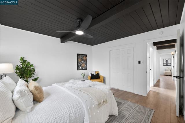 1838 Overhill Rd, Concord CA: https://media.crmls.org/mediaz/a80cf61a-7a75-4f02-b619-15392a061a07.jpg