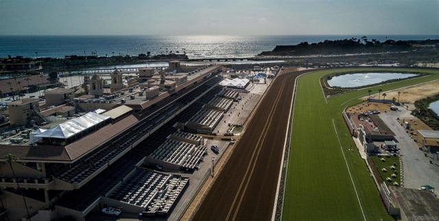 121 Via De La Valle, Del Mar CA: https://media.crmls.org/mediaz/a80ec9cb-e90b-42b7-bdd5-0297b6740c9d.jpg