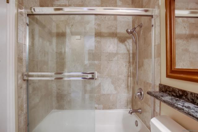 3513 Caminito Sierra, Carlsbad CA: https://media.crmls.org/mediaz/a80f1876-6d9b-4b91-a398-ca12e18a882c.jpg