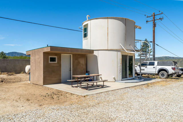 Image 17 of 83 For 28990 Bonita Vista Road