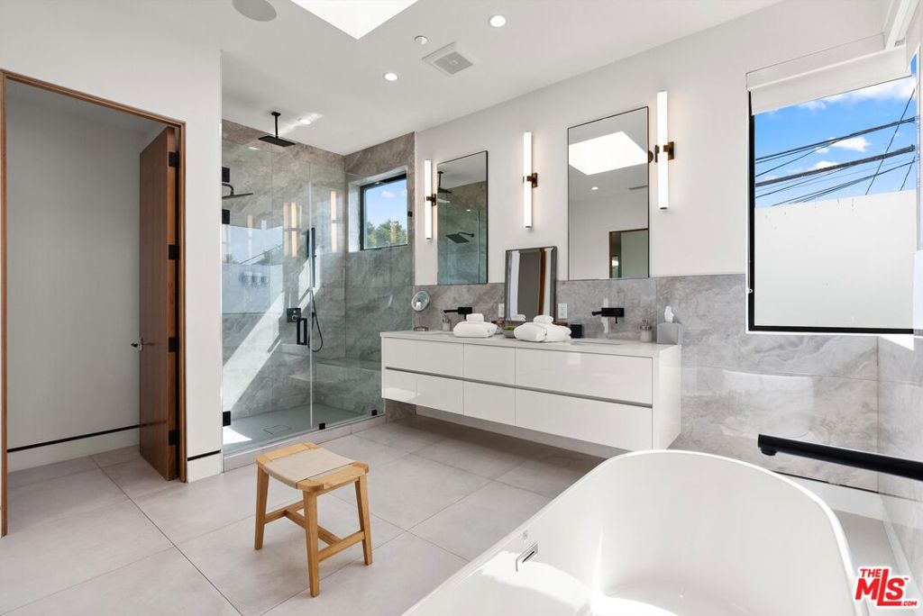 MLS #26862377 image #32