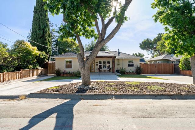 1185 Normandy Drive, Campbell CA: https://media.crmls.org/mediaz/a81127da-245b-4838-bb01-252ee1686cbd.jpg