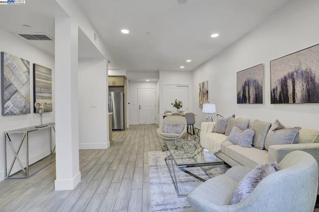 42111 Osgood Rd, Fremont CA: https://media.crmls.org/mediaz/a8127bc5-d27e-47c6-a793-9e74b28e0671.jpg