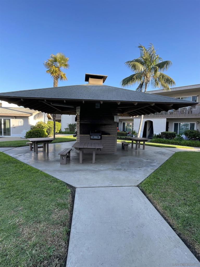 MLS #250043742SD image #12