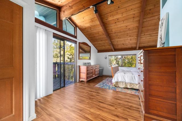 630 Encino Drive, Aptos CA: https://media.crmls.org/mediaz/a812d8c8-df64-4572-9627-d9ddc9330d63.jpg